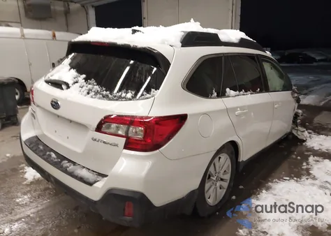 2019 Subaru Outback 2.5I Premium z USA, uszkodzony, nr VIN 4S4BSAHC3K3303195